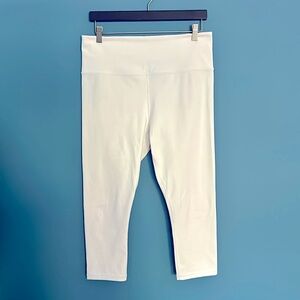 Athleta cropped Elation leggings